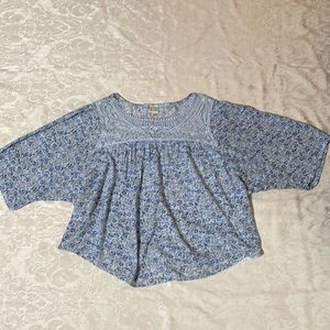 Women’s Floral Top